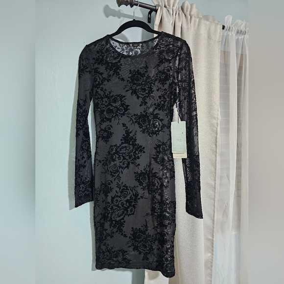 IRIS | NWT | Black Sheer Floral Velvet Burnout Long Sleeve Dress - Picture 1 of 8